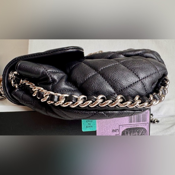 CHANEL Chain Around Bag - Picture 5 of 16